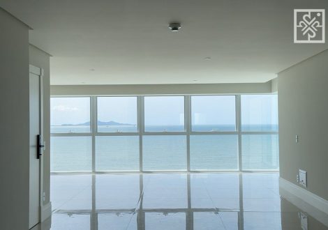 WCBRFXaAo48n WCBRFXaAo48n